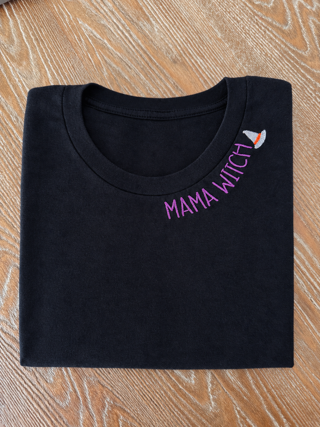 momster tee